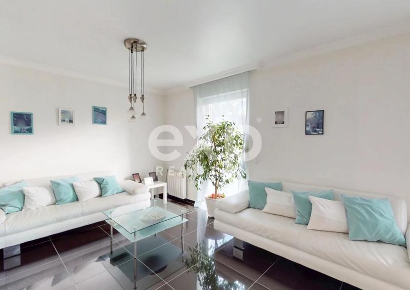 Maison - 110 m² - 6 pièces