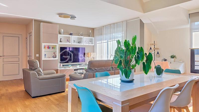 Duplex - 103 m² - 5 pièces