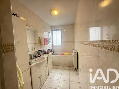 Appartement - 104 m² - 5 pièces