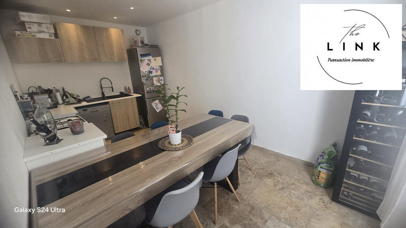 Maison - 95 m² - 5 pièces