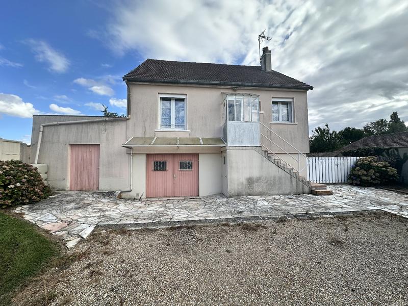 Maison - 95 m² - 4 pièces
