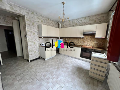 Appartement - 95 m² - 4 pièces