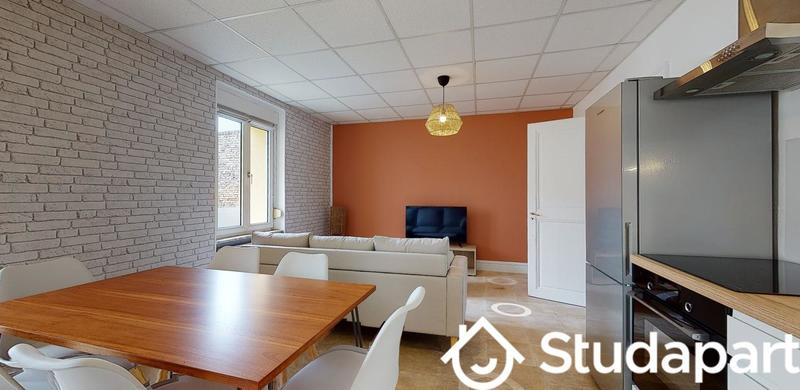 Chambre - 12 m² - 1 pièce