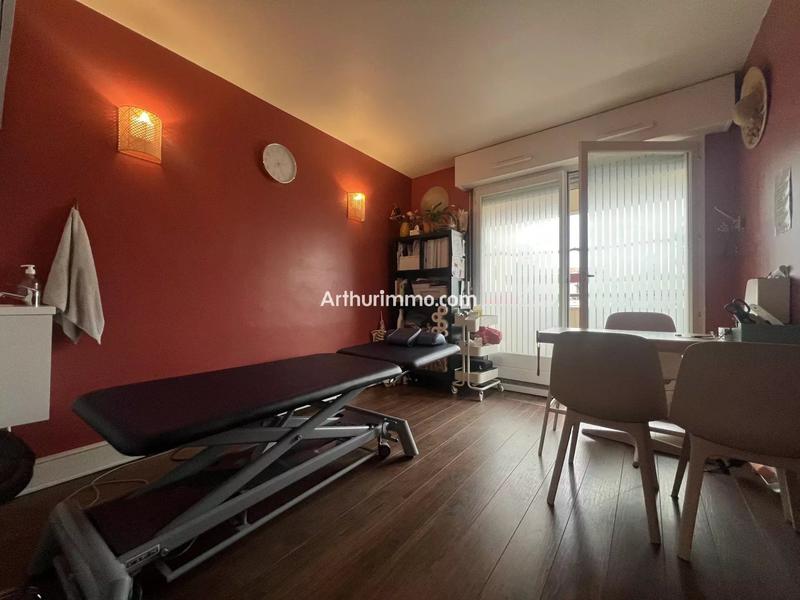 Bureau - 87 m² - 6 pièces