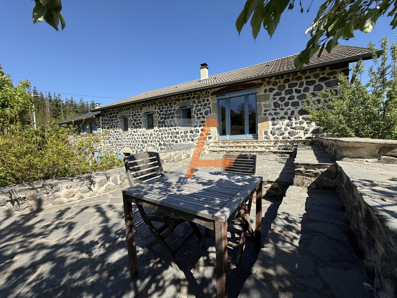 Ferme - 210 m² - 7 pièces