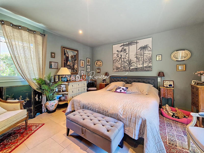 Villa - 180 m² - 6 pièces