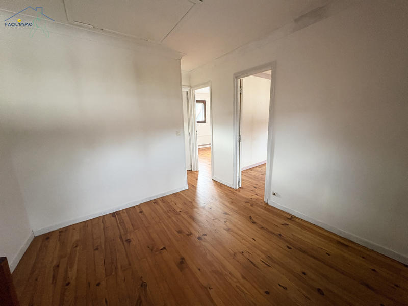 Maison - 80 m² - 5 pièces