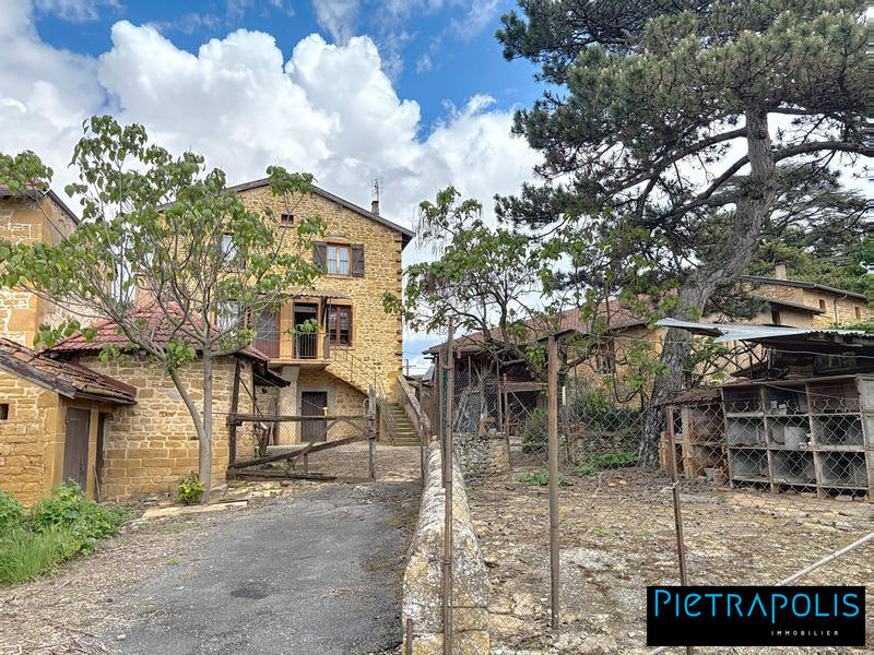 Maison - 140 m² - 5 pièces