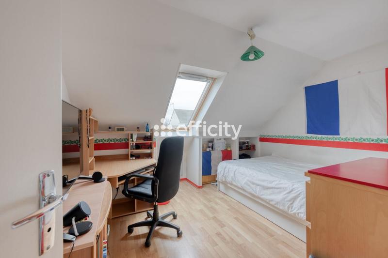 Maison - 91 m² - 5 pièces