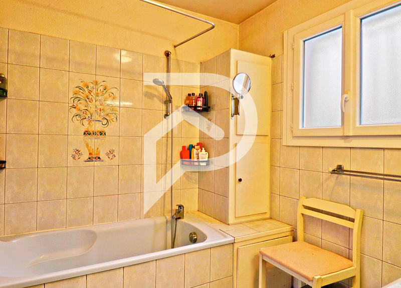 Villa - 170 m² - 6 pièces