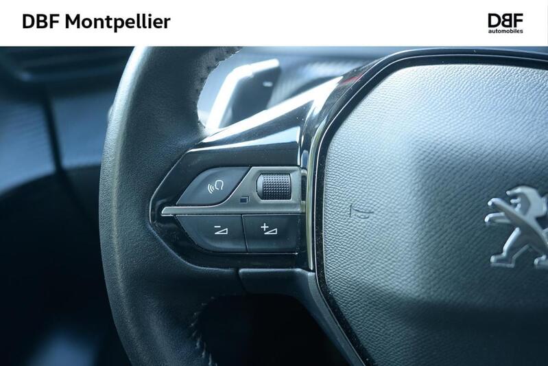 Peugeot 208 PureTech 100 s&amp;S Eat8 Allure