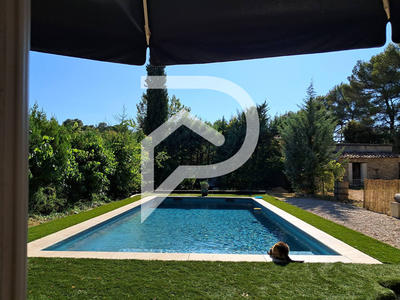 Villa - 183 m² - 12 pièces