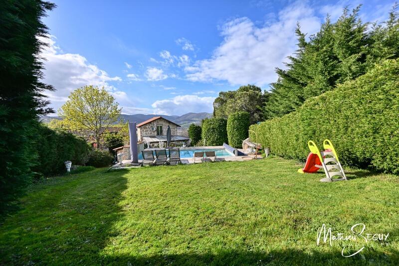 Maison - 152 m² - 5 pièces