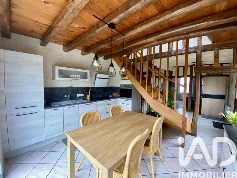 Maison - 99 m² - 4 pièces
