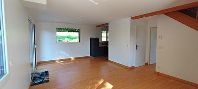 Maison - 94 m² - 5 pièces