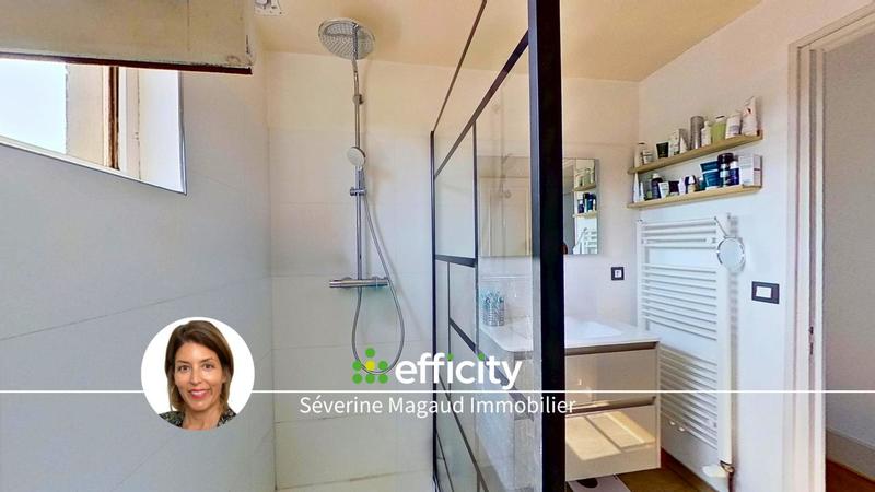 Appartement - 95 m² - 5 pièces