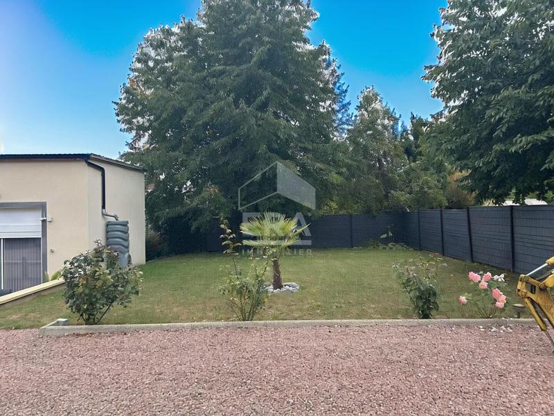 Maison - 98 m² - 5 pièces