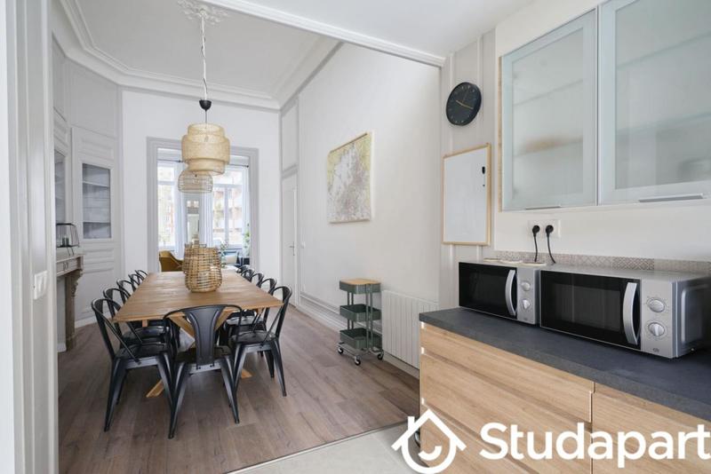 Chambre - 13 m² - 1 pièce