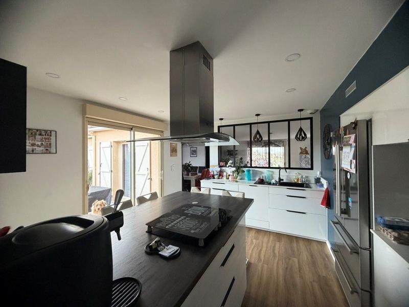 Maison - 163 m² - 7 pièces