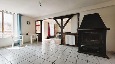 Immeuble - 303 m² - 15 pièces