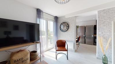 Appartement - 91 m² - 6 pièces