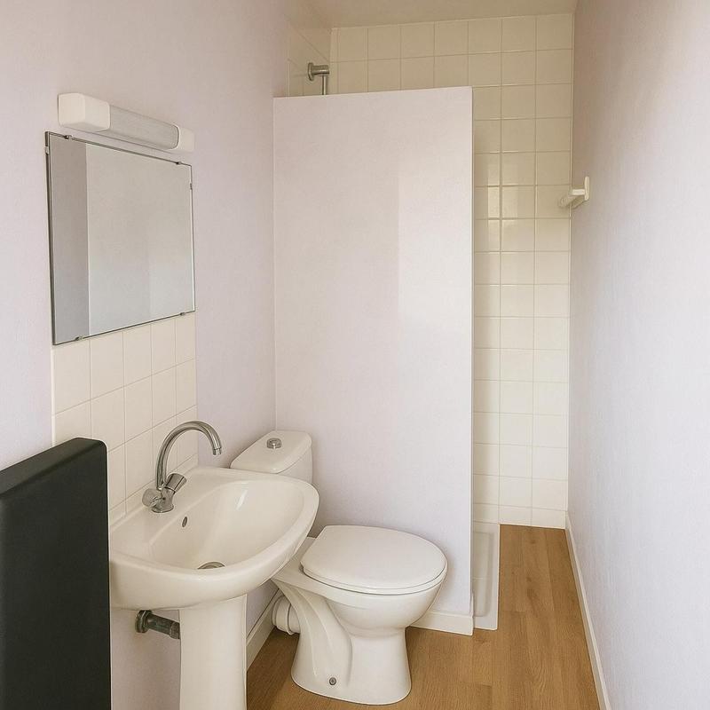 Maison - 240 m² - 11 pièces