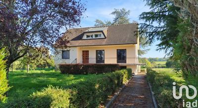 Maison - 140 m² - 7 pièces