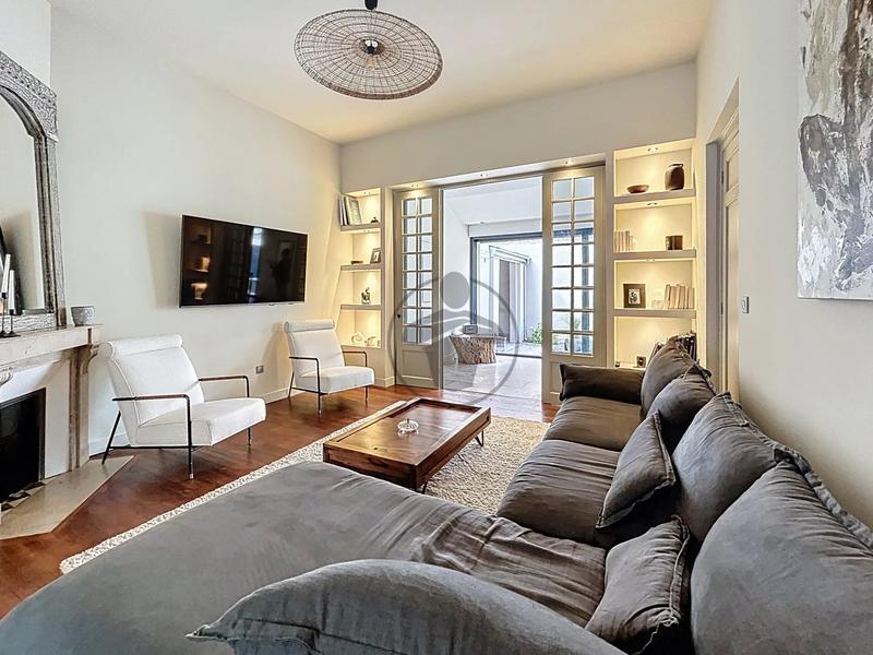 Maison - 185 m² - 7 pièces