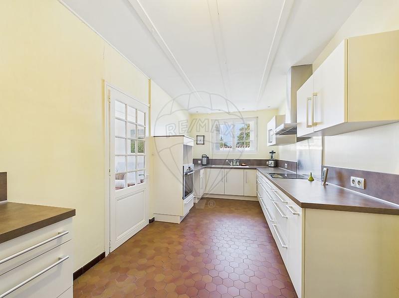 Maison en pierre - 333 m² - 9 pièces