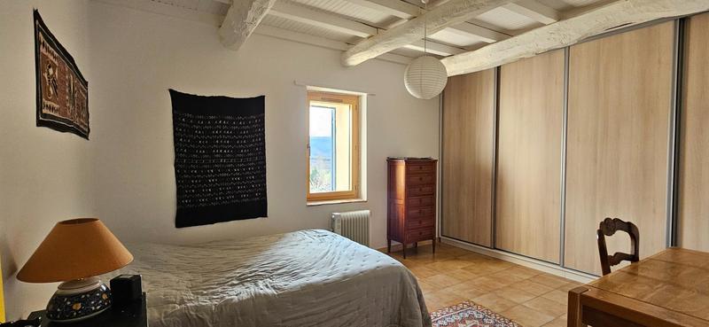 Maison - 220 m² - 8 pièces