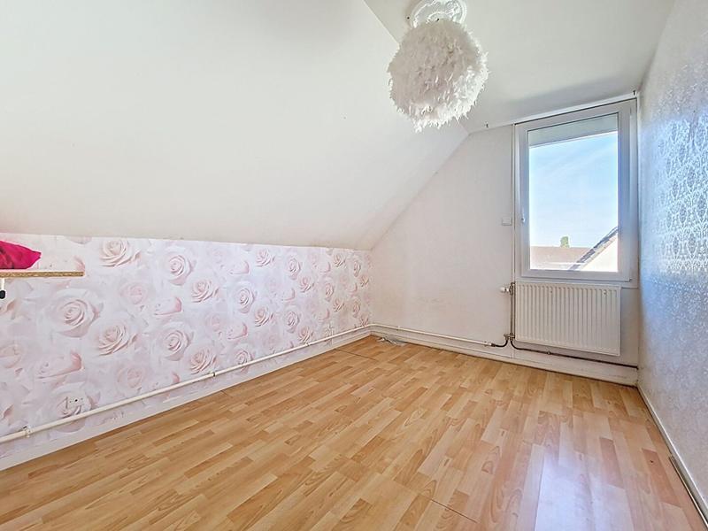 Maison - 108 m² - 6 pièces