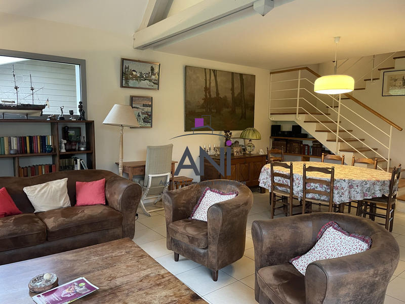 Maison contemporaine - 151 m² - 6 pièces