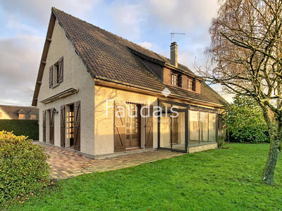 Maison - 217 m² - 7 pièces