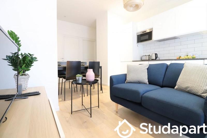 Chambre - 13 m² - 1 pièce