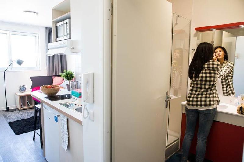 Appartement - 90 m² - 1 pièce