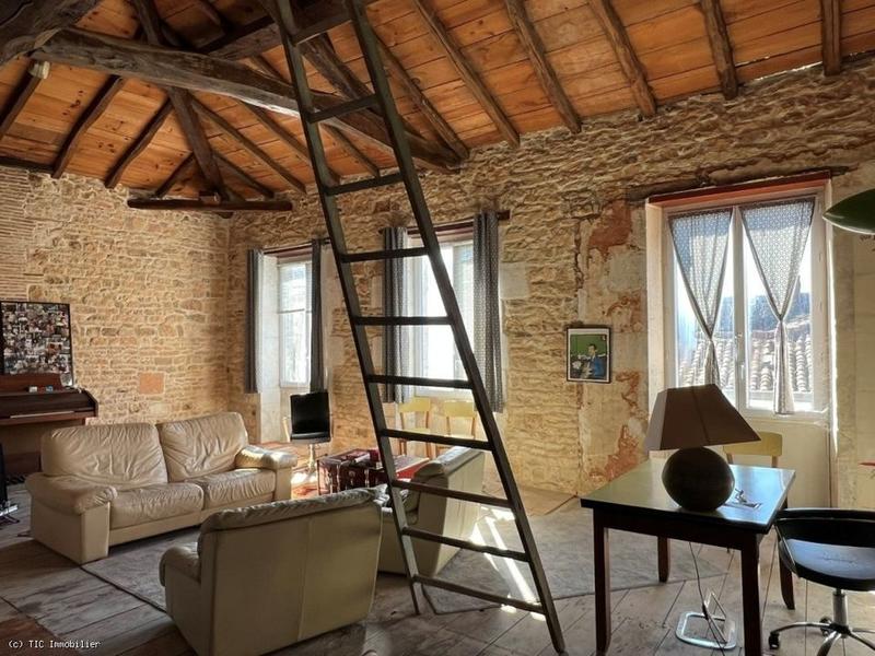 Maison de ville - 455 m²