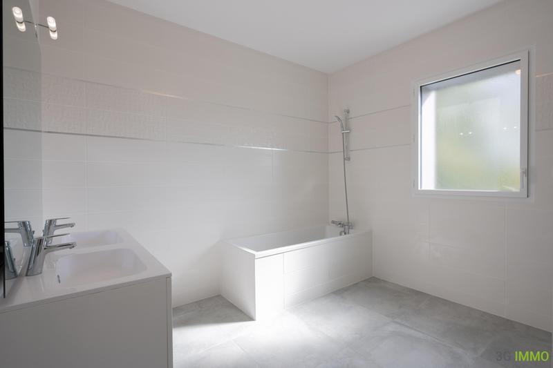 Appartement - 130 m² - 4 pièces