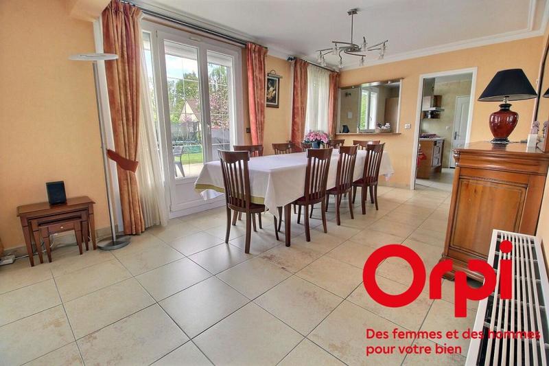 Maison - 189 m² - 6 pièces