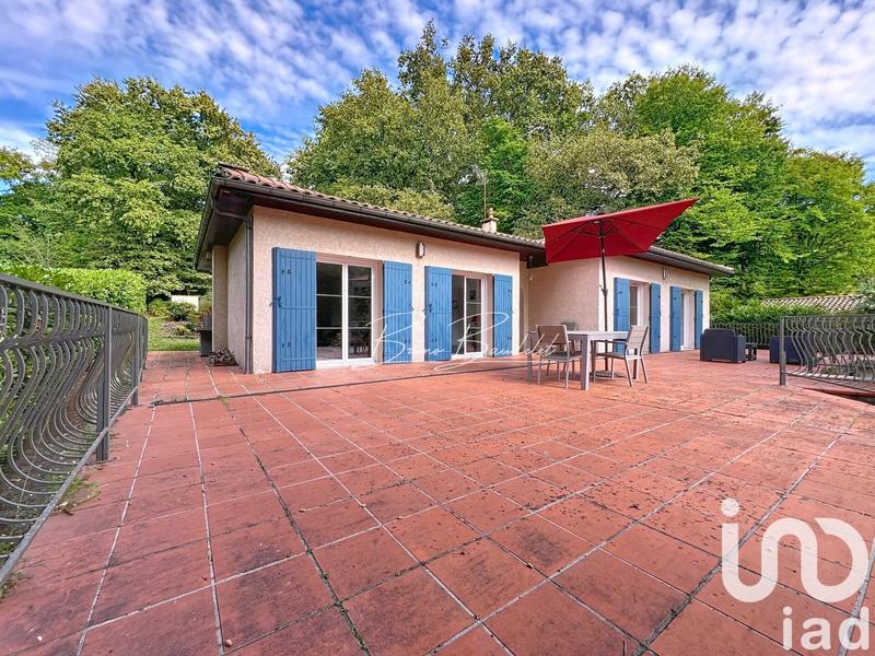 Maison - 200 m² - 6 pièces