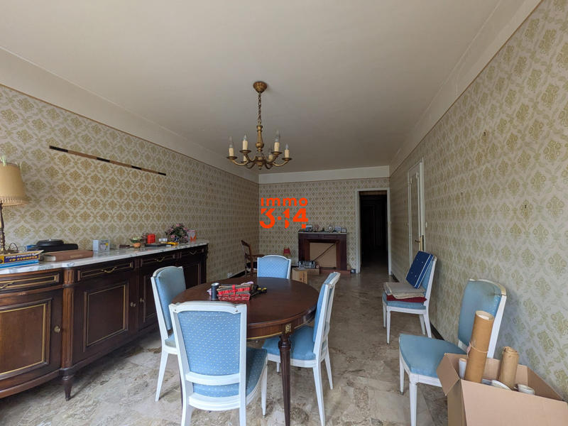 Maison ancienne - 500 m² - 15 pièces