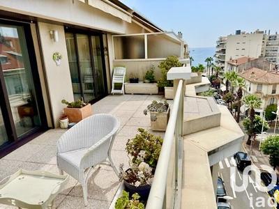 Appartement - 77 m² - 3 pièces