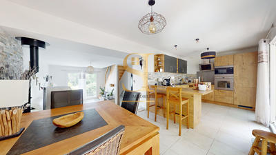 Maison - 113 m² - 5 pièces