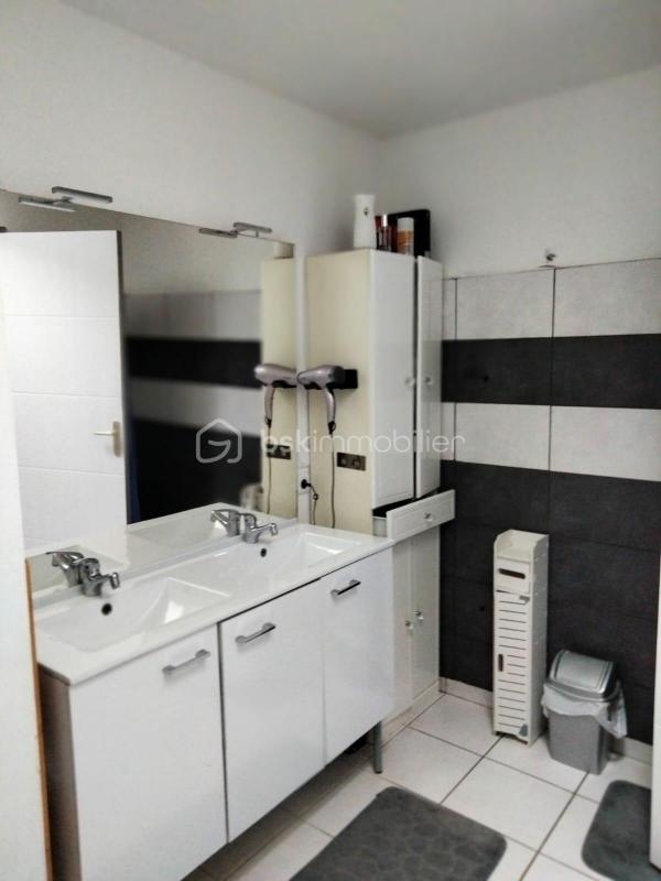 Maison traditionnelle - 80 m² - 4 pièces