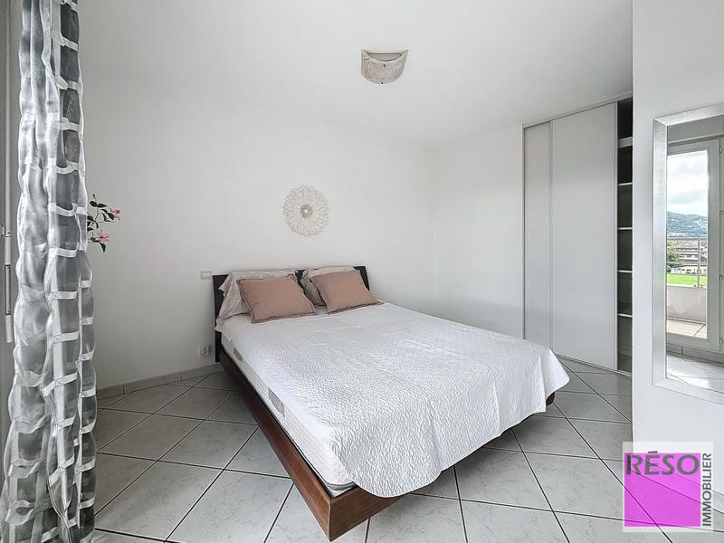 Appartement - 93 m² - 3 pièces