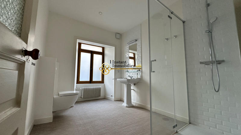 Appartement - 190 m² - 7 pièces