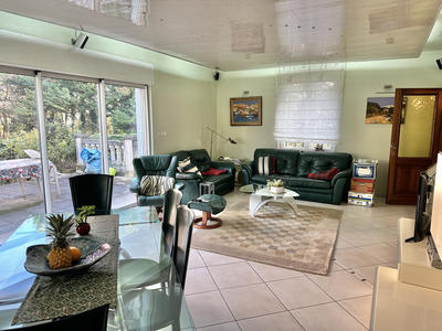 Maison - 190 m² - 7 pièces