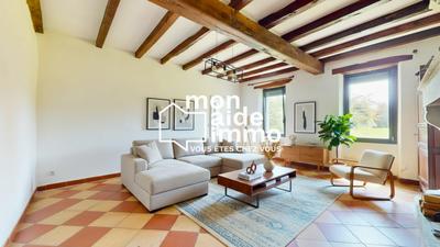 Maison - 215 m² - 7 pièces