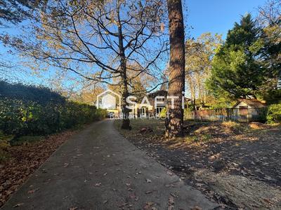 Maison - 162 m² - 6 pièces