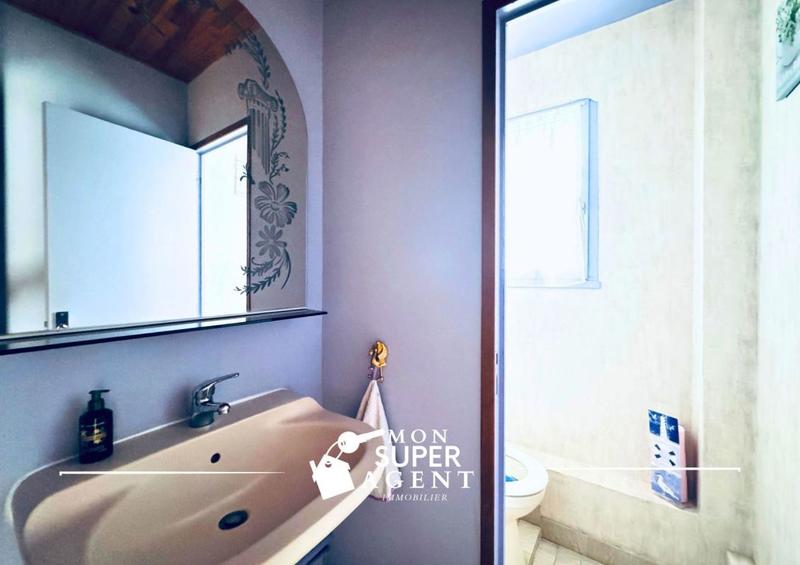 Demeure - 152 m² - 6 pièces