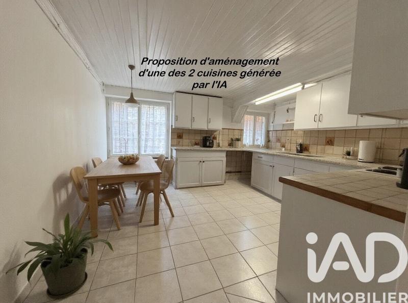 Maison - 296 m² - 11 pièces